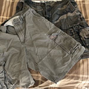 Two pairs of men’s cargo short (36 waist)